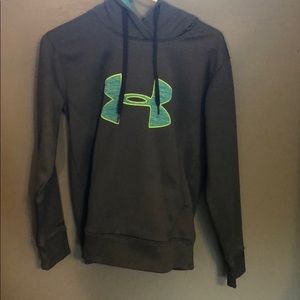 Under Armour cold gear sweatshirt